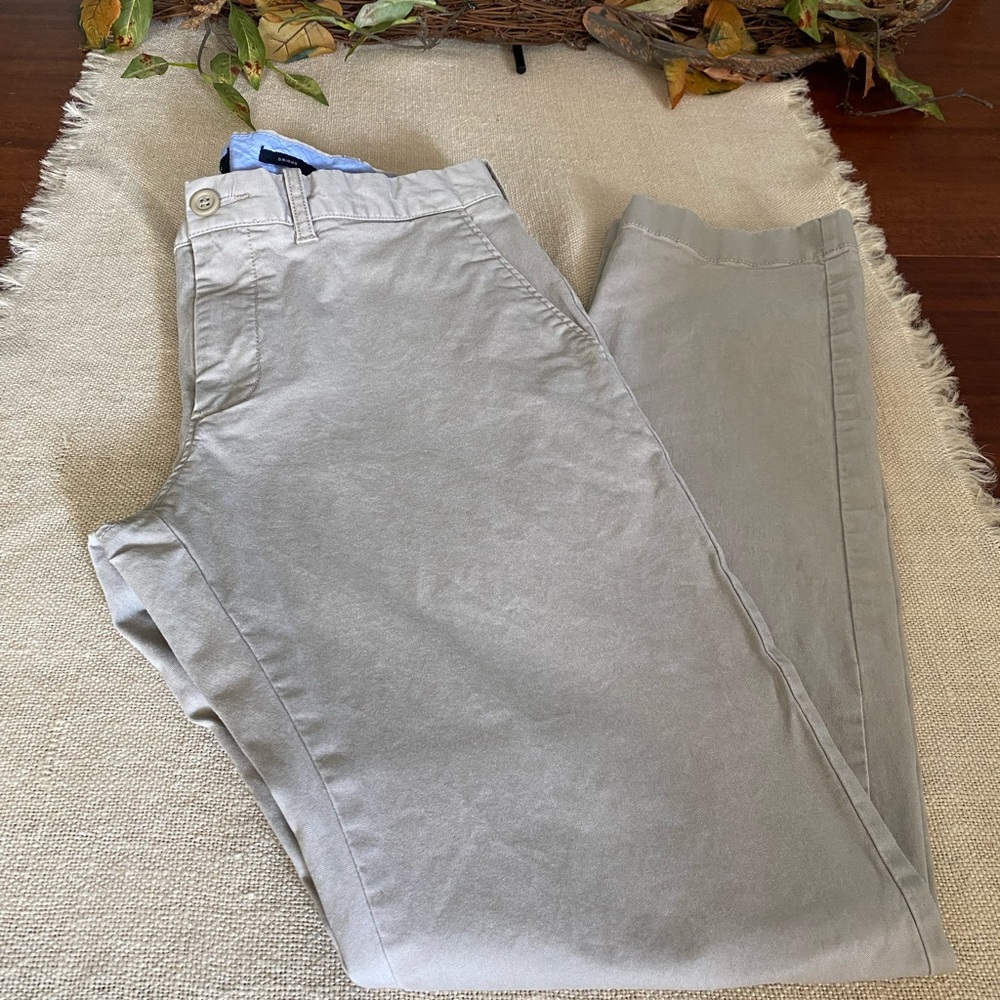 J Crew “The Driggs” Stone Chinos 31/32